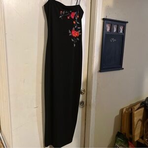Chic Black Maxi Dress with Red Floral Embroidery